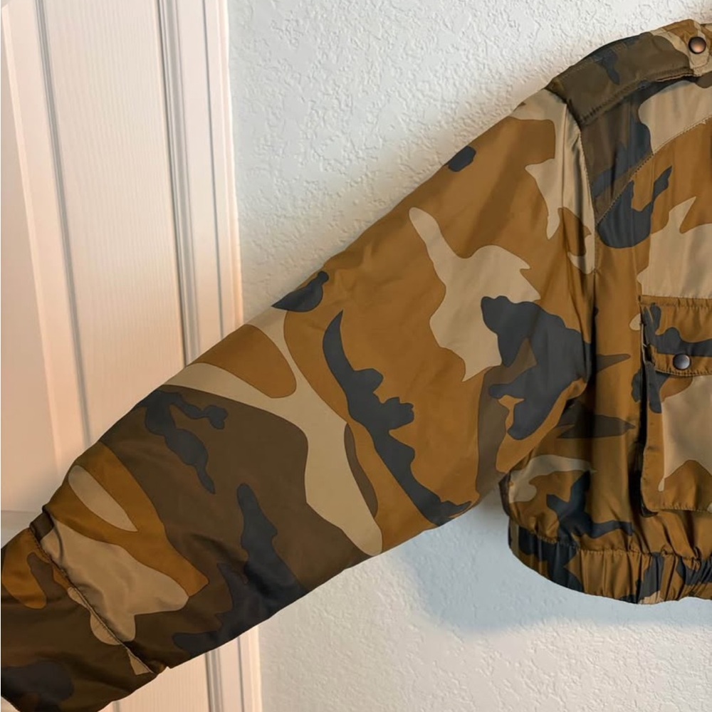 ZARA Cropped Camo Utility Jacket – Orange Lining – Size - Picture 3 of 7